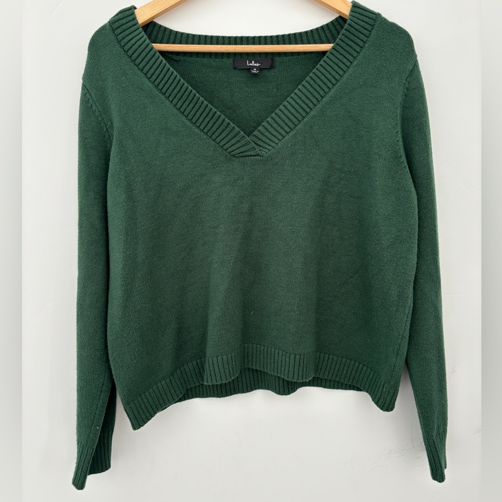 Lulus Green V-Neck Sweater - Medium